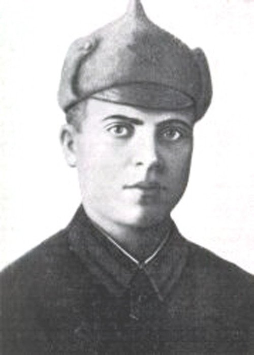 Лузан  Федор  Афанасьевич (21.02.1921 – 24.11.1941) Герой Советского Союза